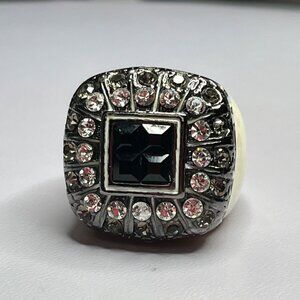 Vintage-Inspired Silver & Black Gemstone Statement Ring Clear Accents size 6.5